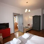 Villa Ubocz *